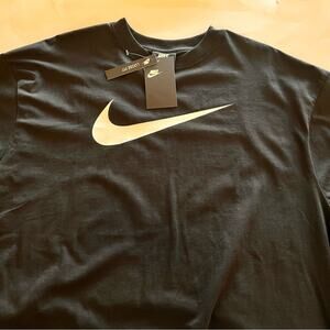 Nike Black Loose Fit Medium T BNWT